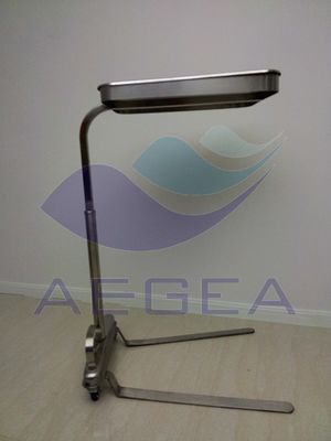 AG-SS008C yüksekliği ayarlanabilir ayak pedalı 304 paslanmaz çelik tepsi tablalı tekerlekler